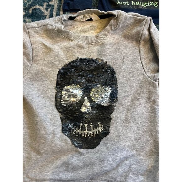 H&M boys size 2/4 4/6 years Halloween bat and skull shirt lot - Picture 3 of 5